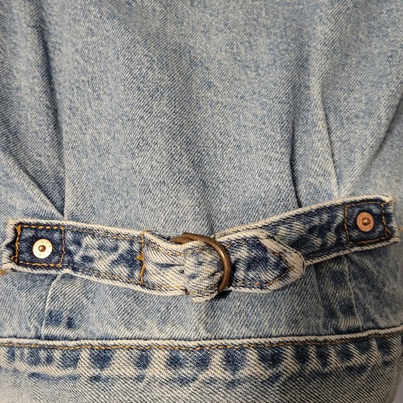 Vintage Levi's Buckle Back Denim Jean Jacket - Picture 10 of 16